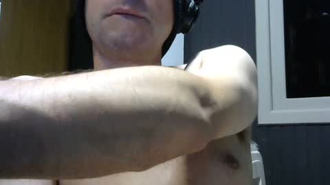 gauchors21 online show from February 2025 02:48:02 AM