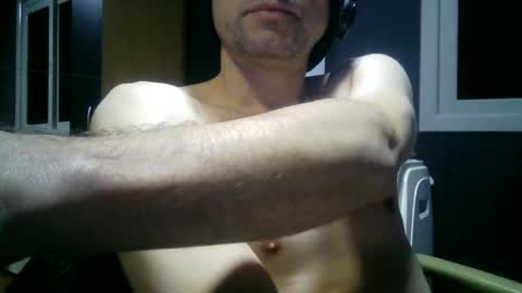 gauchors21 online show from September 2025 02:33:02 AM