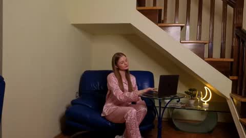 Snapshot of gauge_delamonico chatting on November 2025 02:00:02 AM Maria online show from November 2025 02:00:02 AM