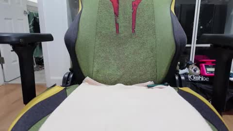 Snapshot of gaveedra chatting on October 2025 07:26:02 PM Gaveedra online show from October 2025 07:26:02 PM