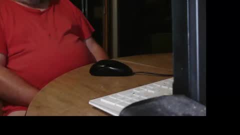 gavineverett3 online show from October 2025 12:55:01 AM