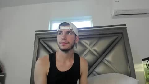 Snapshot of gayndepressed chatting on October 2025 10:14:02 PM Trace online show from October 2025 10:14:02 PM