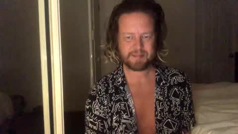 Snapshot of gcsurfer81 chatting on October 2025 09:02:01 AM gcsurfer81 online show from October 2025 09:02:01 AM