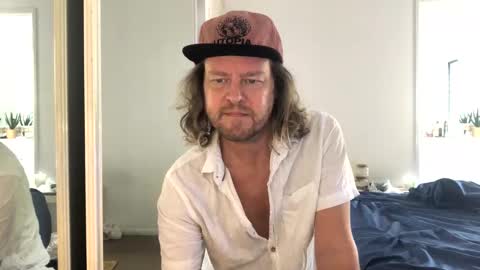 gcsurfer81 online show from March 2026 10:26:01 PM