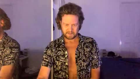 gcsurfer81 online show from April 2026 08:53:02 AM