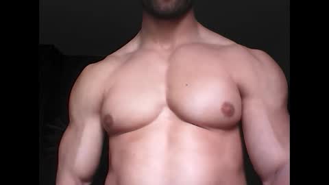 Gecko946915 online show from March 2026 01:05:01 PM