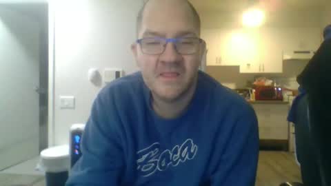 Snapshot of geekgamer41 chatting on February 2026 04:19:02 AM geekgamer41 online show from February 2026 04:19:02 AM