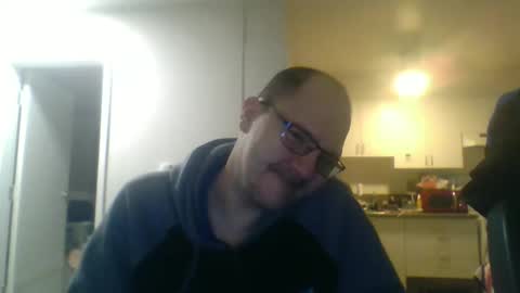 Snapshot of geekgamer41 chatting on February 2026 01:14:01 AM geekgamer41 online show from February 2026 01:14:01 AM