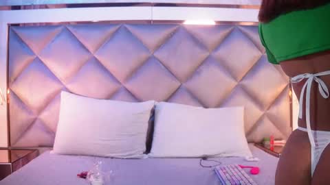 Maria  online show from March 2026 03:22:02 AM