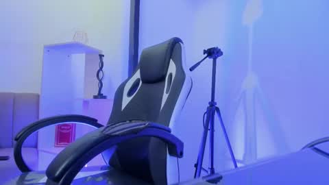 Snapshot of gemmabrown_ chatting on February 2026 12:25:01 PM gemmabrown_ online show from February 2026 12:25:01 PM