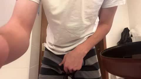 gen_z_boy online show from December 2025 06:39:01 PM