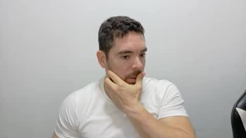 genesis_wb online show from December 2025 02:32:02 AM