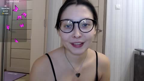 genev__ievee online show from February 2026 03:59:01 PM