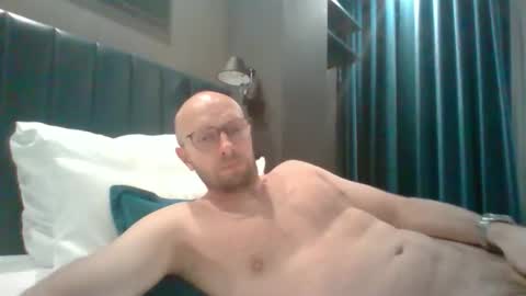 Snapshot of genuinecouple69 chatting on March 2026 10:48:01 PM genuinecouple69 online show from March 2026 10:48:01 PM