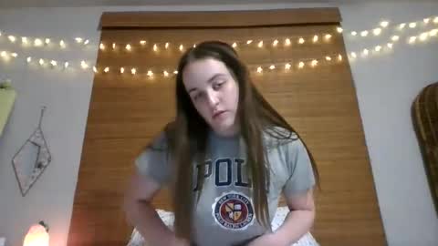 genzfucktoy online show from September 2025 05:40:01 AM