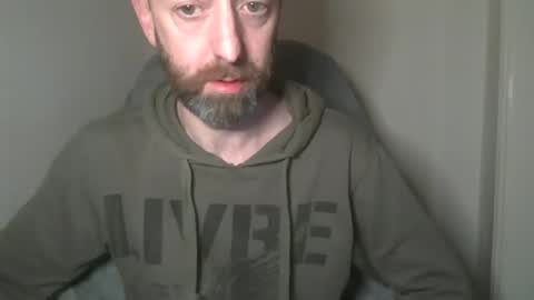 Snapshot of geon2xx chatting on December 2024 03:52:01 PM Geon online show from December 2024 03:52:01 PM