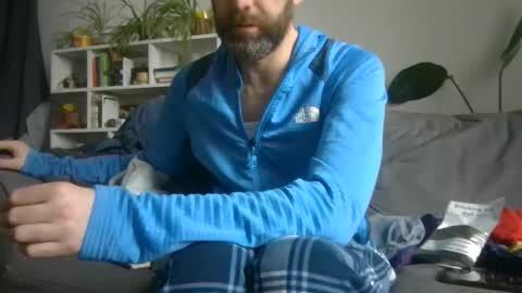 Snapshot of geon2xx chatting on September 2025 09:22:02 AM Geon online show from September 2025 09:22:02 AM