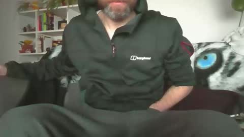 Snapshot of geon2xx chatting on November 2025 07:52:02 AM Geon online show from November 2025 07:52:02 AM