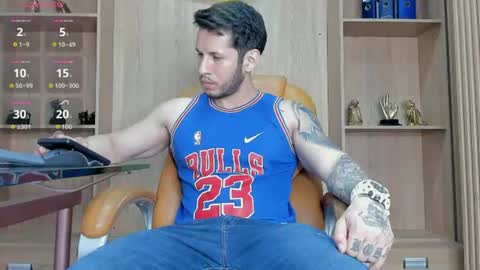 Snapshot of george_diesell_ chatting on June 2026 05:05:02 AM George online show from June 2026 05:05:02 AM