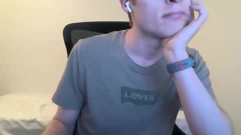 Snapshot of georgefredned chatting on October 2025 01:02:02 AM georgefredned online show from October 2025 01:02:02 AM