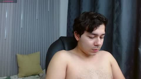 Snapshot of georgesmith_1 chatting on June 2026 05:10:02 AM GEORGE online show from June 2026 05:10:02 AM
