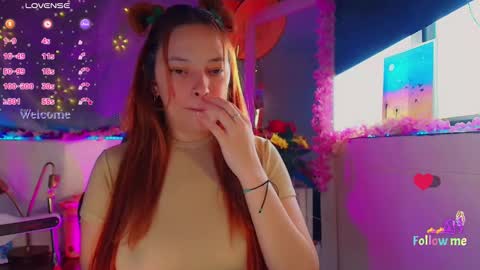 Snapshot of georgina_moschino chatting on October 2025 10:07:01 PM georgina_moschino online show from October 2025 10:07:01 PM