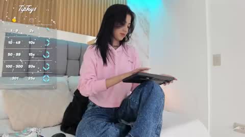 Snapshot of gerald_withe chatting on December 2025 12:56:02 PM Gerald Withe online show from December 2025 12:56:02 PM