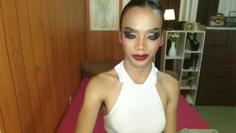 Sidneymorens online show from November 2025 12:46:01 AM