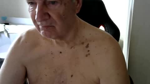 Snapshot of gh1952ma chatting on March 2025 08:19:02 AM Gisse online show from March 2025 08:19:02 AM