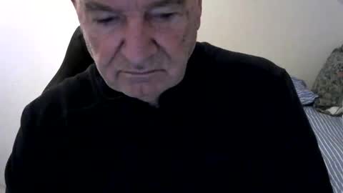 Snapshot of gh1952ma chatting on December 2025 07:39:02 AM Gisse online show from December 2025 07:39:02 AM