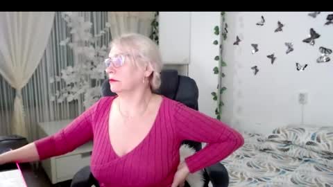 Ghertrudequeen online show from April 2026 03:44:01 AM