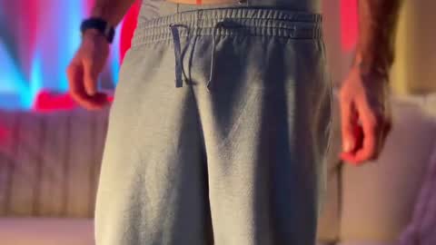 Snapshot of ghostdaddy9 chatting on October 2025 12:52:02 AM big boy ghost face online show from October 2025 12:52:02 AM