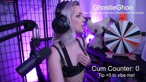 Snapshot of ghostieghoo chatting on April 2026 12:08:02 AM Ghostie online show from April 2026 12:08:02 AM