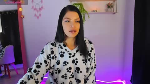 Snapshot of gia_contii chatting on January 2025 03:09:02 AM giaaaa online show from January 2025 03:09:02 AM