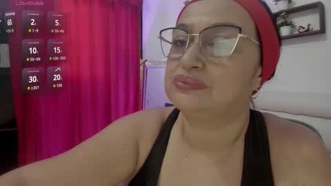 Snapshot of gia_nahomi chatting on October 2025 04:24:02 PM nahomi online show from October 2025 04:24:02 PM