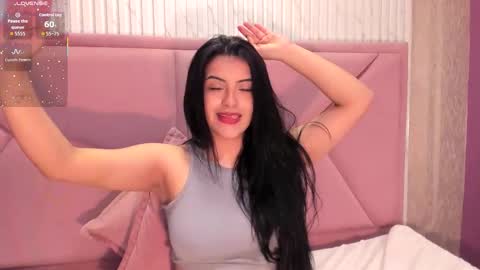 I am gia online show from October 2025 03:53:02 AM