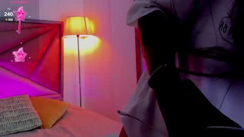 Gia  online show from January 2025 06:21:01 PM