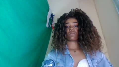 Snapshot of gialbloody chatting on July 2026 01:03:01 PM gialbloody online show from July 2026 01:03:01 PM