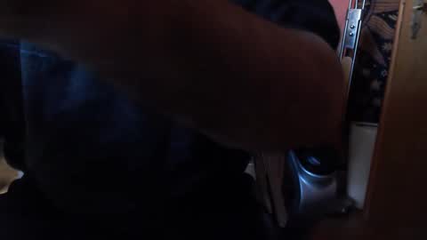 Snapshot of gianni9000000 chatting on February 2025 10:35:01 AM Gianni9000000 online show from February 2025 10:35:01 AM