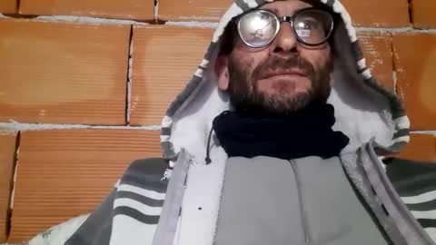 Snapshot of gicobest chatting on November 2025 03:35:01 PM Corrado online show from November 2025 03:35:01 PM