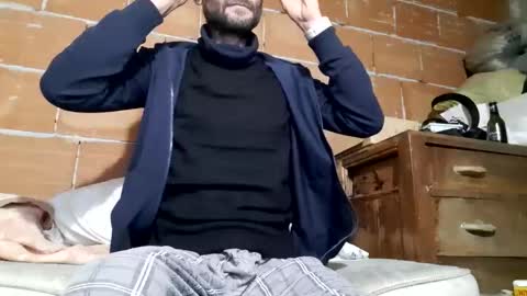 Snapshot of gicobest chatting on November 2025 03:25:02 PM Corrado online show from November 2025 03:25:02 PM