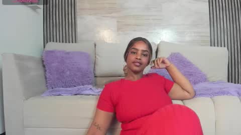 gigi_mane online show from December 2025 01:35:02 AM