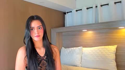 Snapshot of gigi_wilden chatting on December 2025 02:25:02 PM gigi wilden online show from December 2025 02:25:02 PM