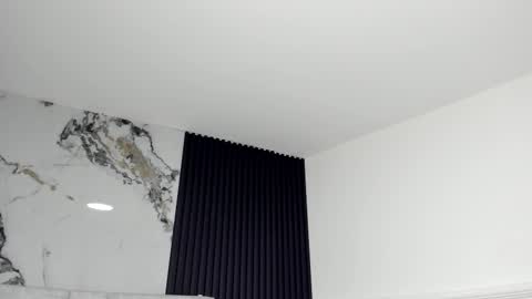 Gigi Doll online show from November 2025 11:20:02 AM