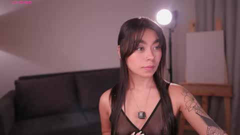 Snapshot of gigilee_ chatting on July 2026 10:19:02 AM GIGI online show from July 2026 10:19:02 AM