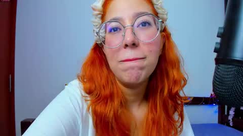 gigimooon online show from February 2026 12:16:02 AM