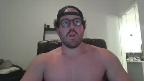 Snapshot of gildedsins1 chatting on November 2025 01:15:02 AM WildBoyVibes online show from November 2025 01:15:02 AM