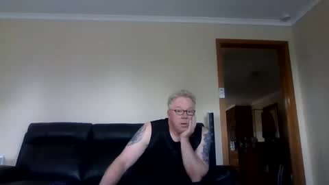 Snapshot of gimmmieoooo chatting on September 2025 03:16:02 AM gimmmieoooo online show from September 2025 03:16:02 AM
