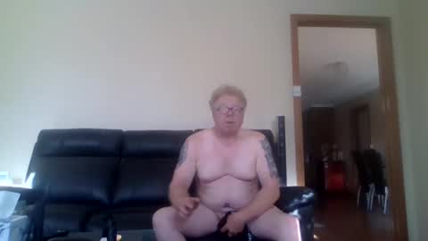 Snapshot of gimmmieoooo chatting on March 2026 07:04:02 AM gimmmieoooo online show from March 2026 07:04:02 AM