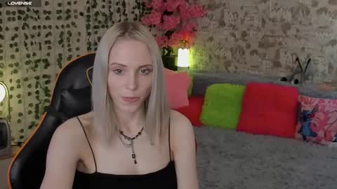 Gina online show from May 2026 01:35:01 AM